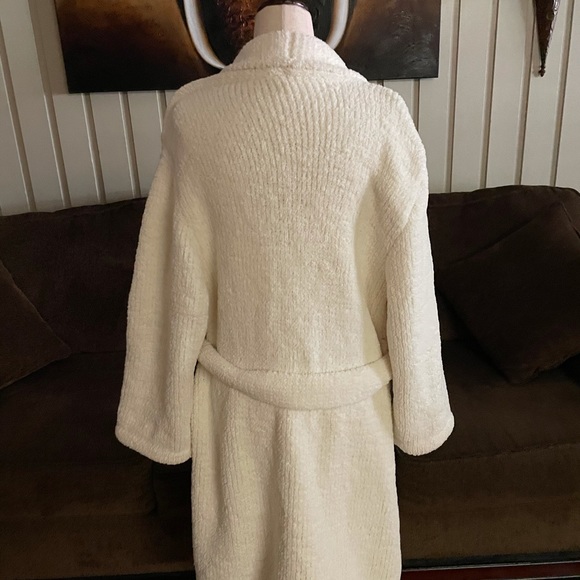 Josie Marin • Fluffy • Yellow • X-Small • Robe - Picture 10 of 14